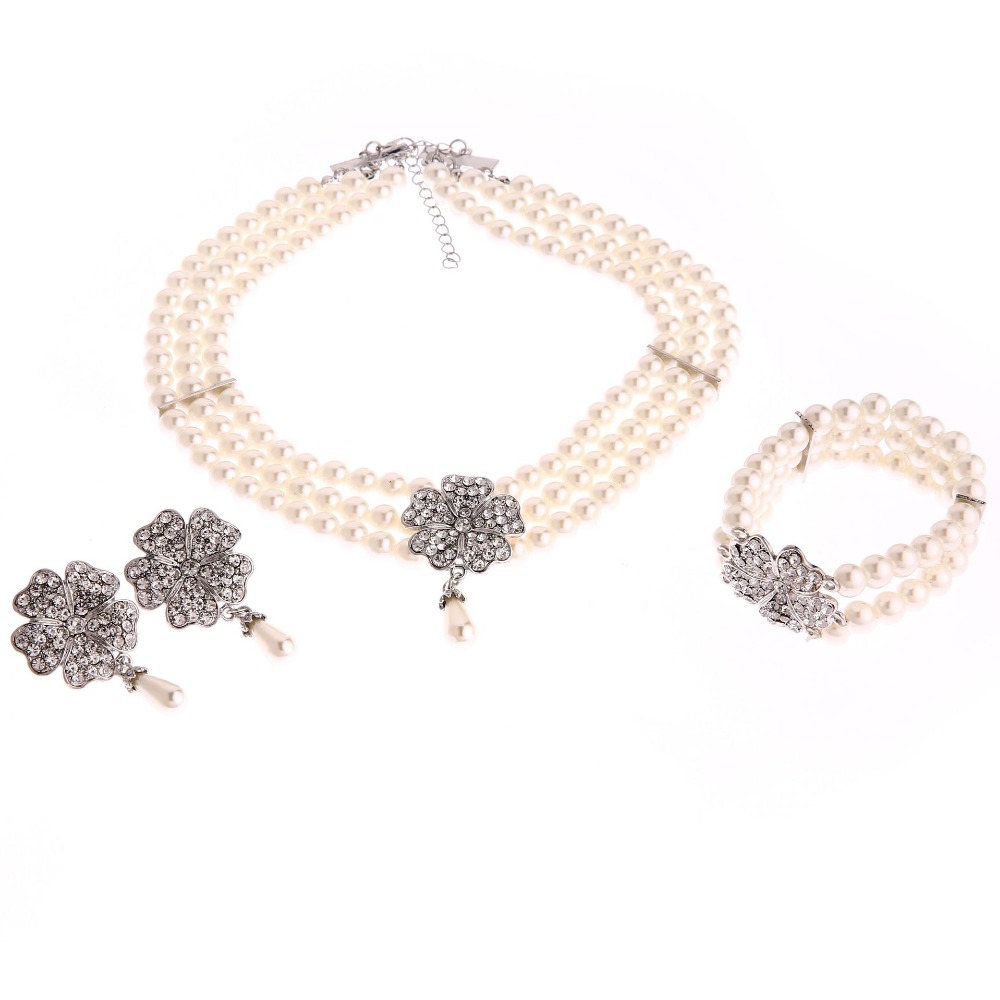 Audrey Hepburn Breakfast at Ti - огляд і ціна Women'S Accessories In The 1950S