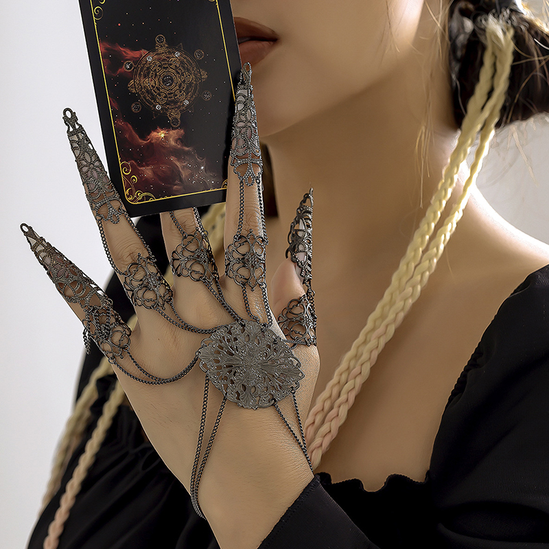 Nail Bracelet Punk Goth Dubai  - огляд і ціна Women Accessories Dubai